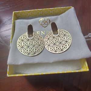 Kendra Scott Earrings Preowned Excelent condition